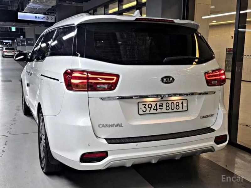 Kia Canival