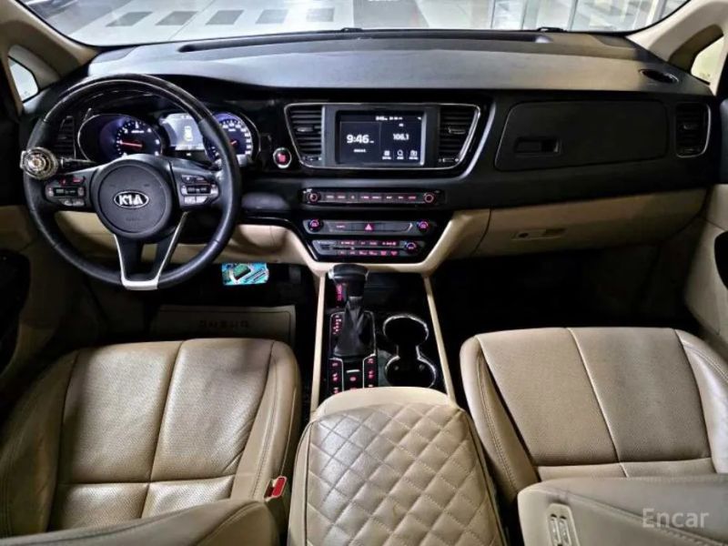 Kia Canival