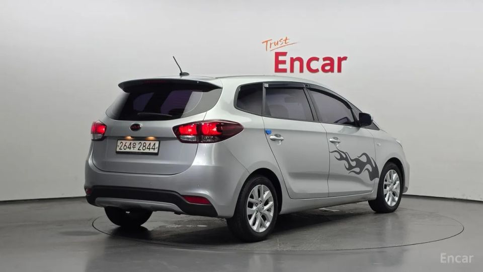 Kia Carens