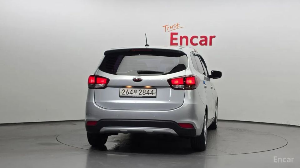 Kia Carens
