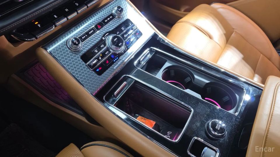 Lincoln Aviator
