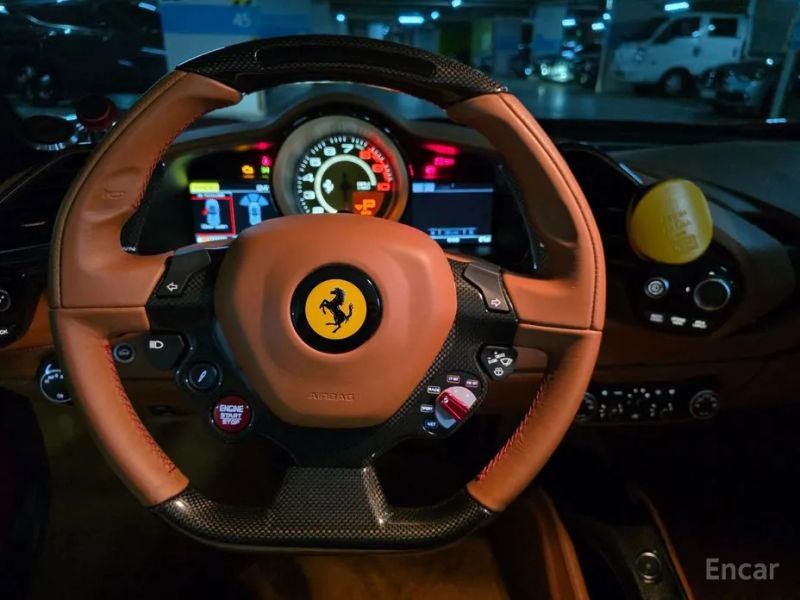 Ferrari 488