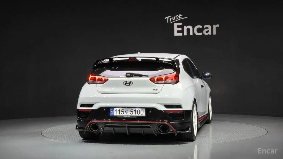 Hyundai Veloster