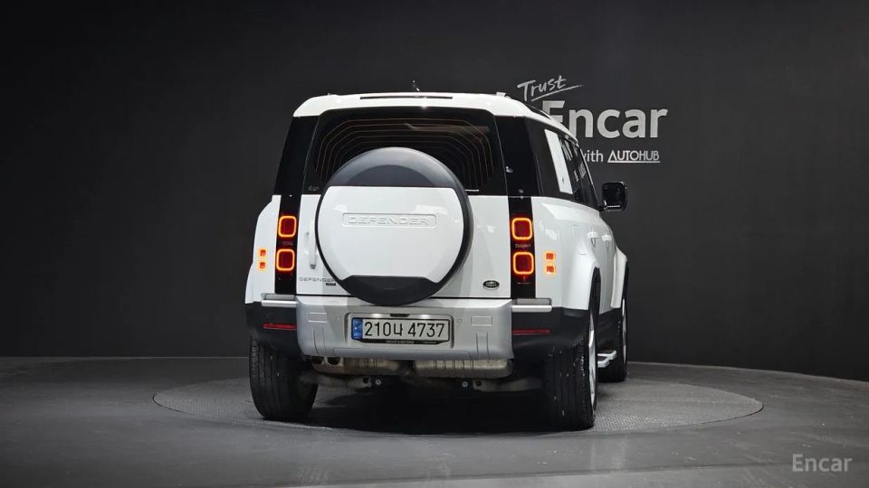 Land Rover Defender