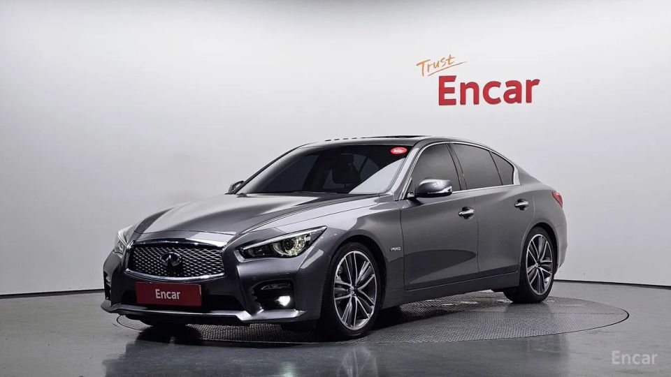 Infiniti Q50