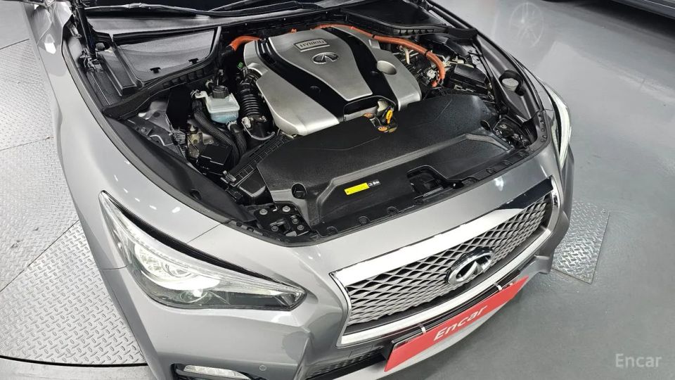 Infiniti Q50