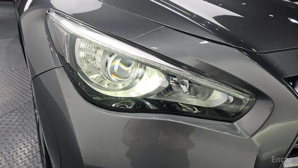 Infiniti Q50
