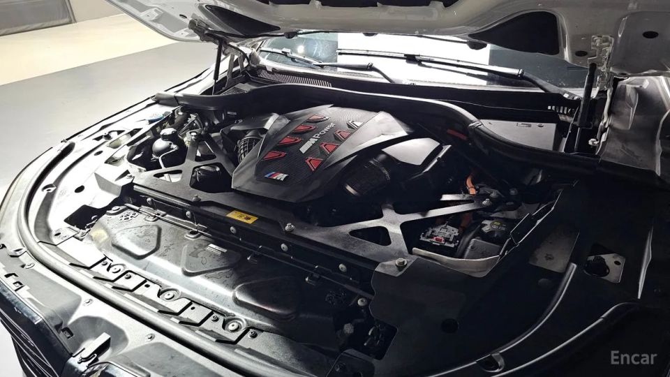 BMW XM