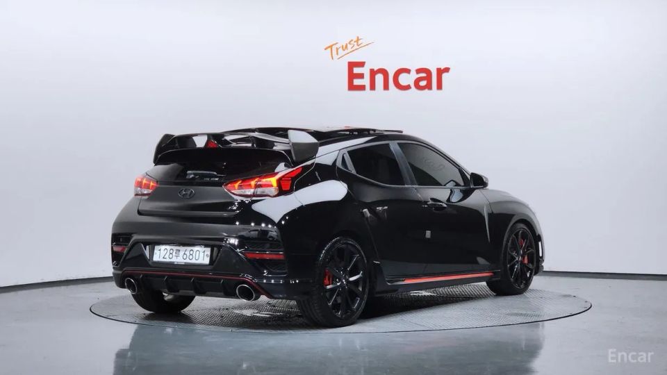 Hyundai Veloster