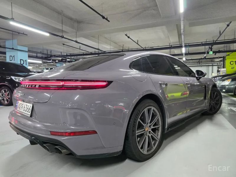 Porsche Panamera