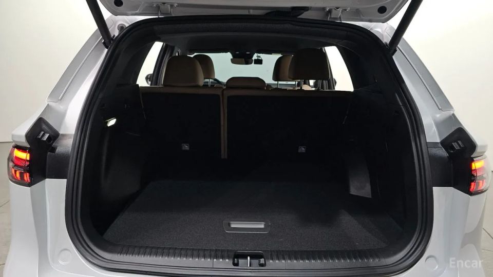 Renault-KoreaSamsung Grand Koleos