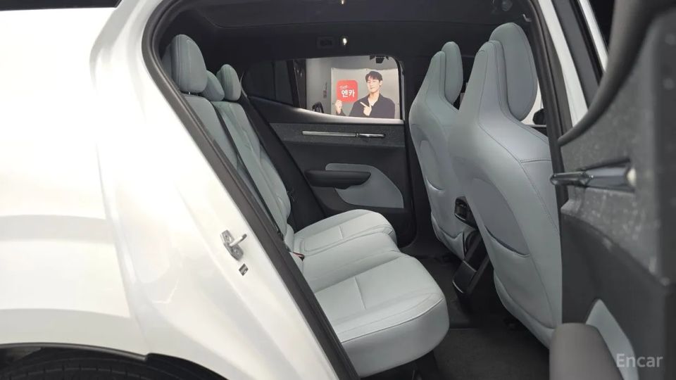 Volvo EX30