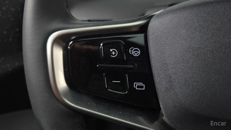 Volvo EX30