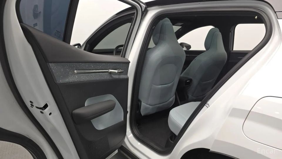 Volvo EX30