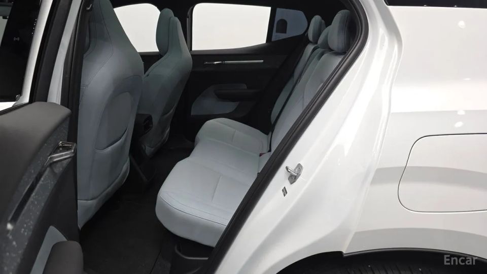 Volvo EX30