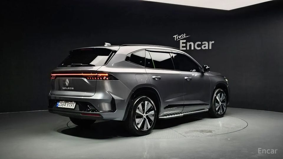 Renault-KoreaSamsung Grand Koleos