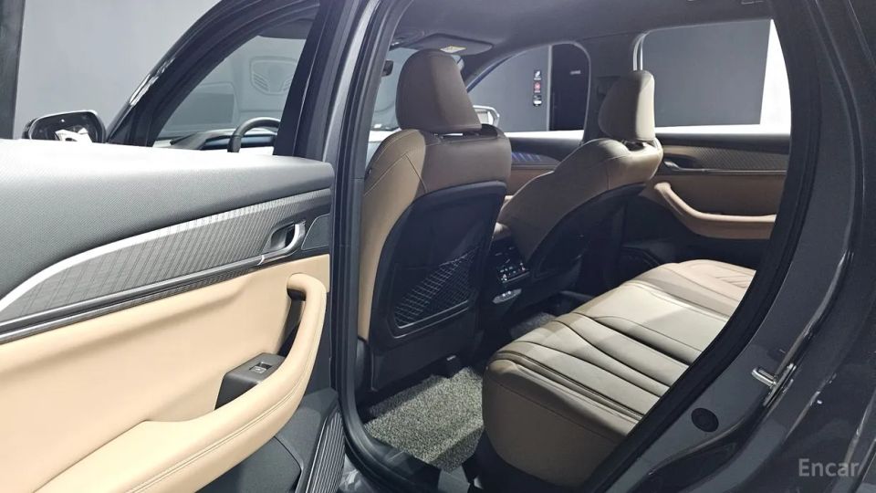Renault-KoreaSamsung Grand Koleos