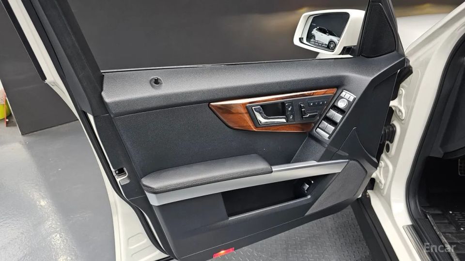 Mercedes-Benz GLK-Class