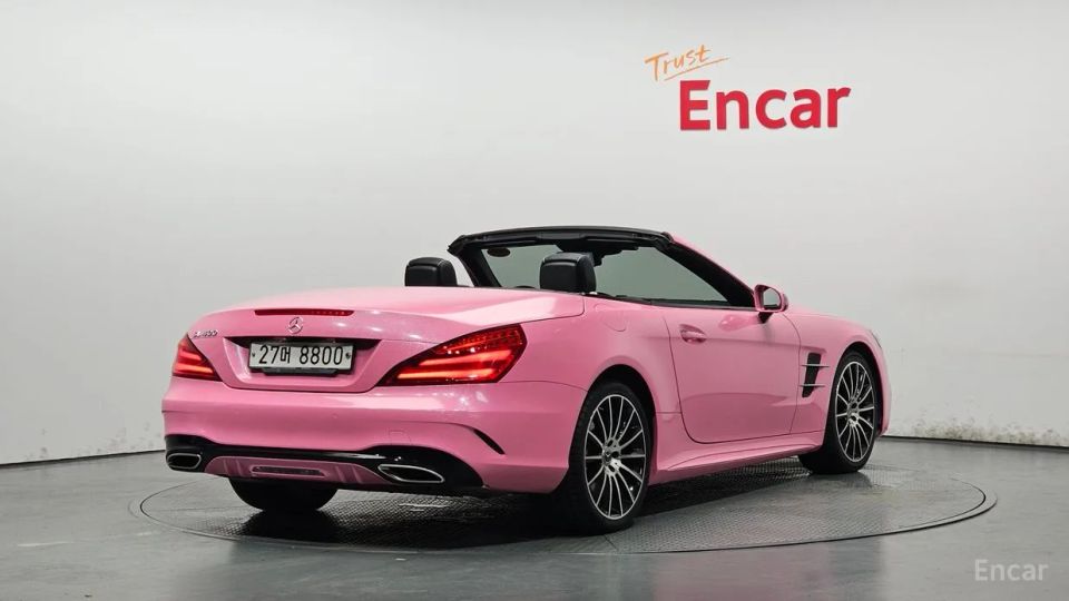 Mercedes-Benz SL-Class