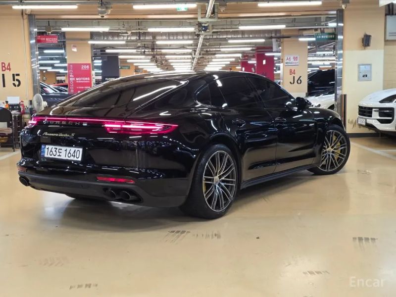 Porsche Panamera