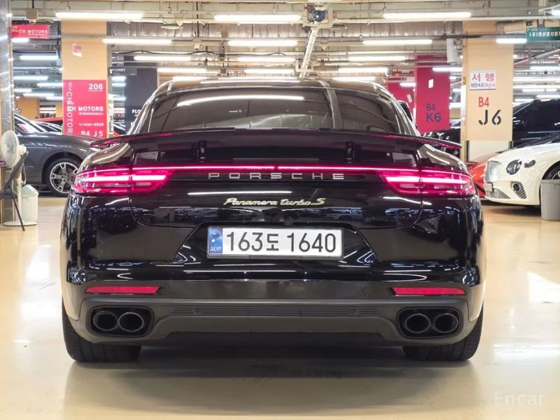 Porsche Panamera