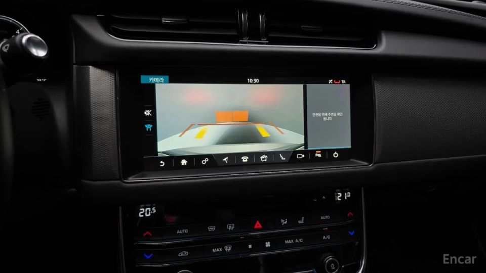 Jaguar xf