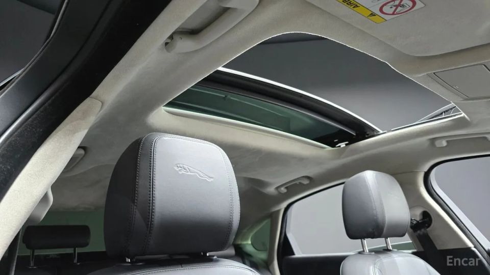 Jaguar xf