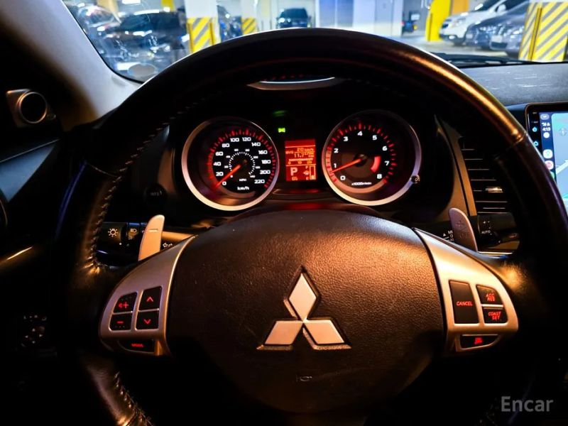 Mitsubishi Lancer