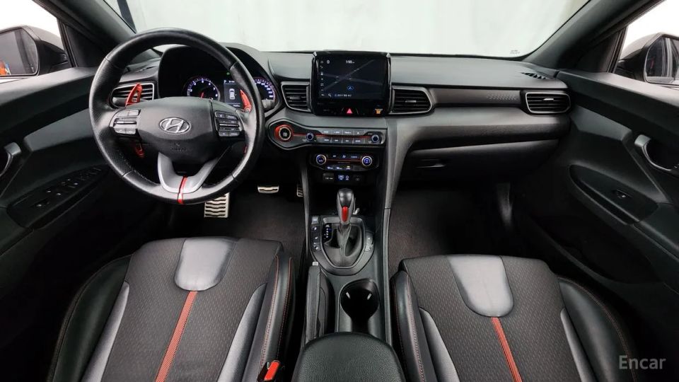 Hyundai Veloster
