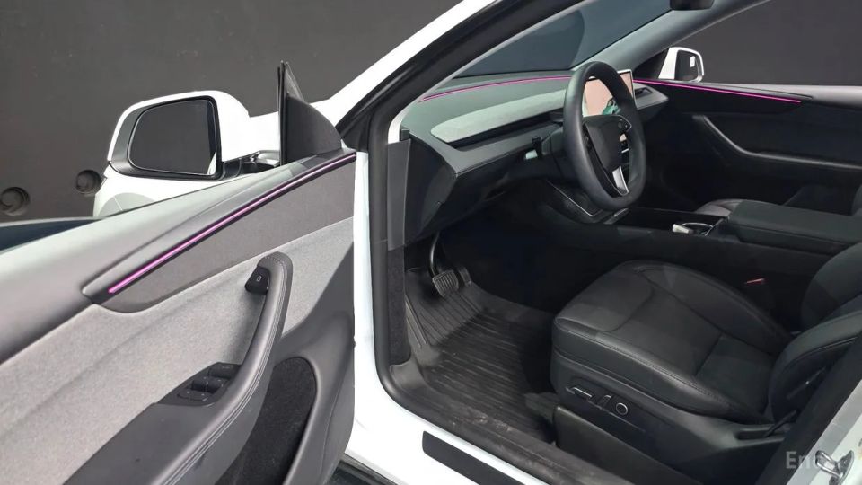 Tesla model-y