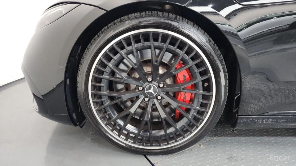 Mercedes-Benz EQS