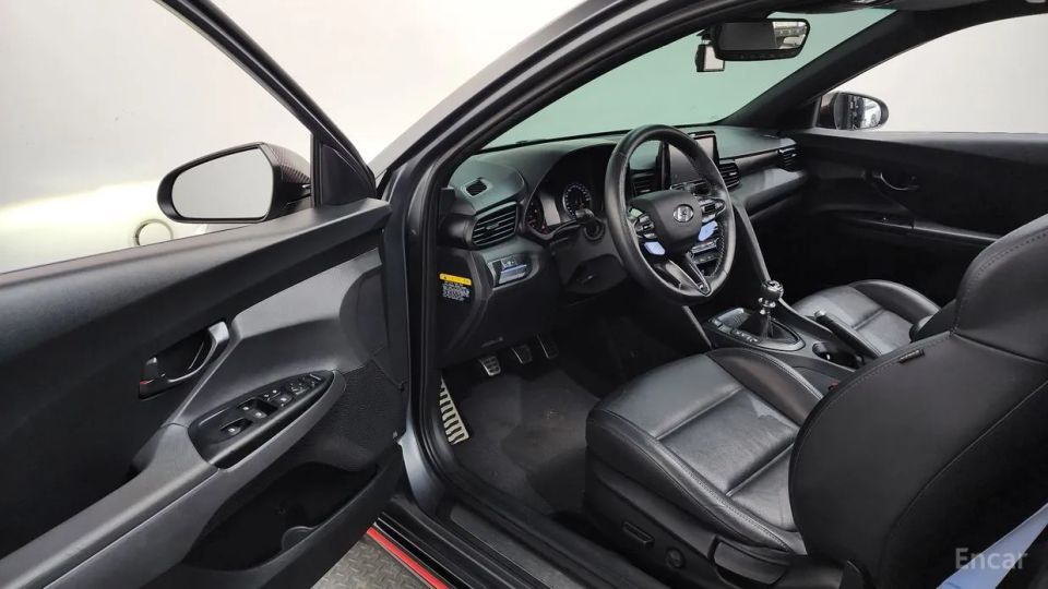 Hyundai Veloster