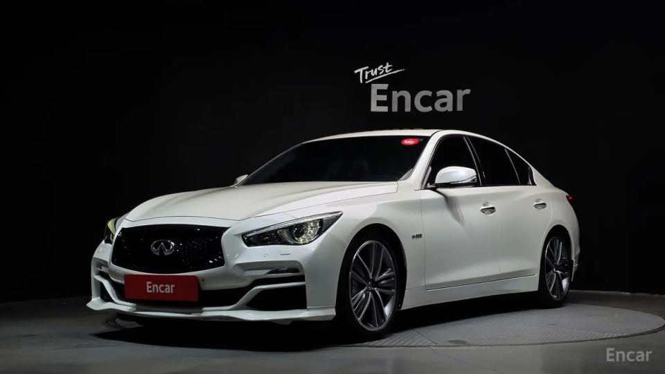 Infiniti Q50