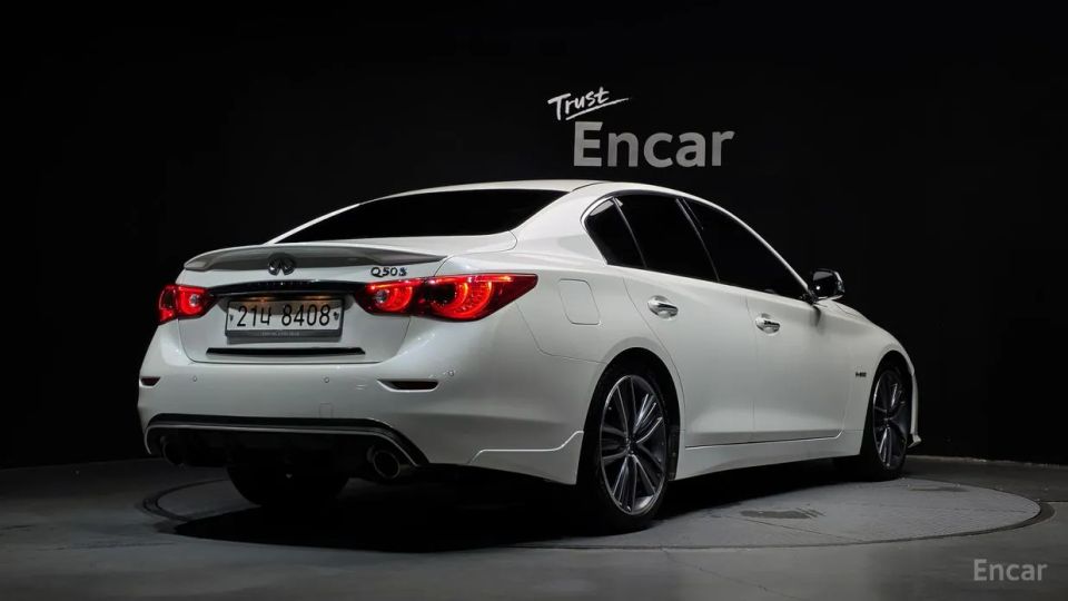 Infiniti Q50