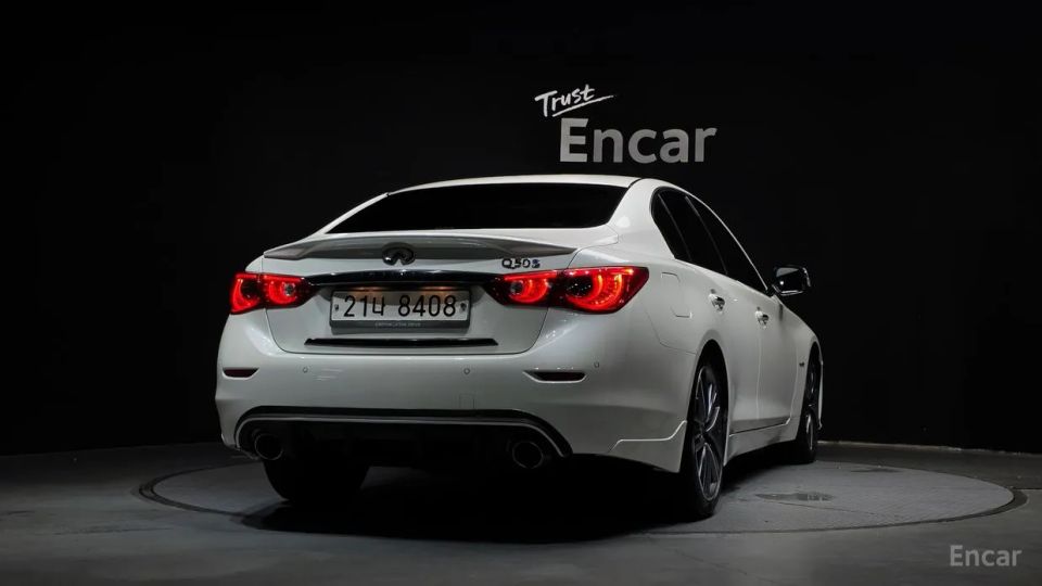 Infiniti Q50