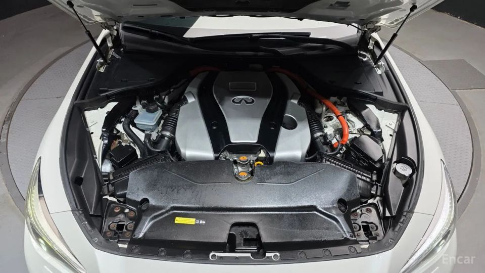 Infiniti Q50