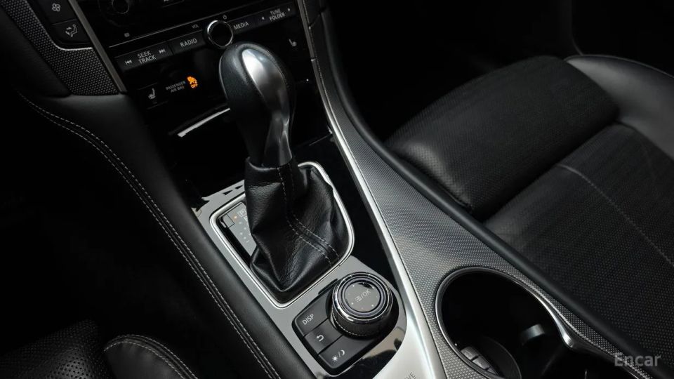 Infiniti Q50