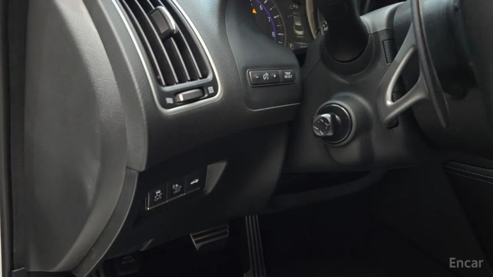 Infiniti Q50