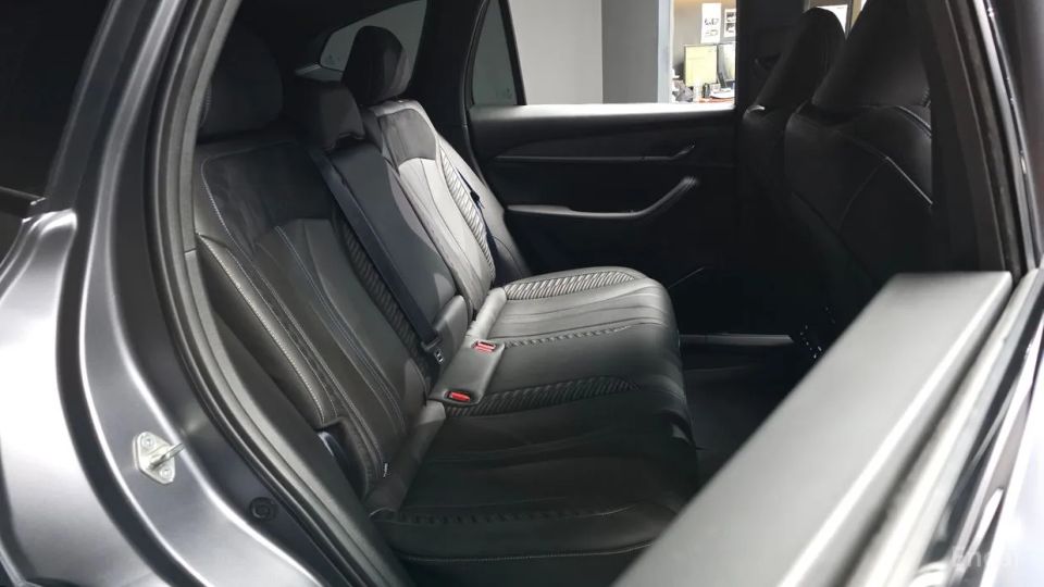 Renault-KoreaSamsung Grand Koleos