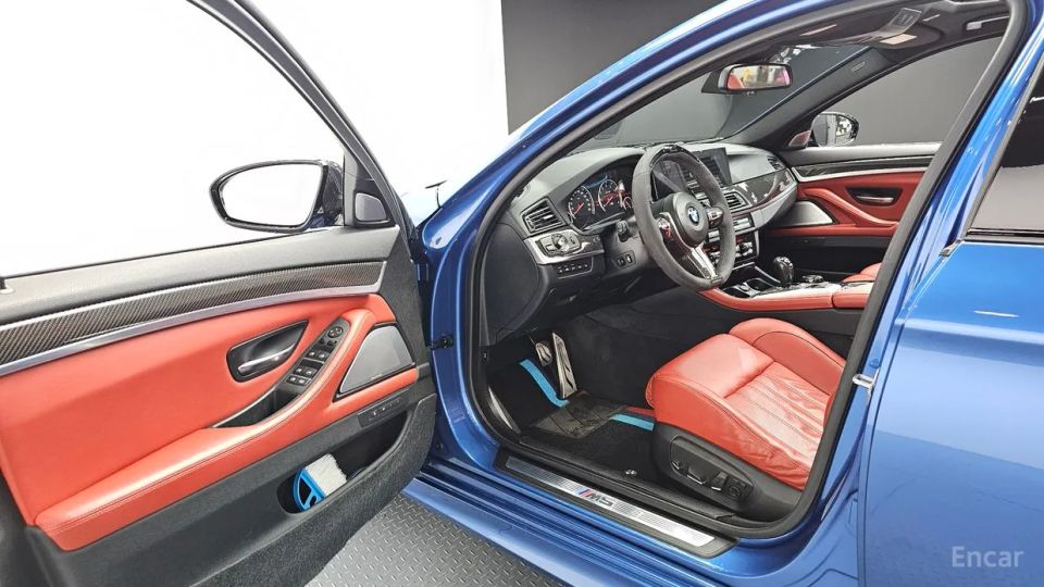 BMW M5