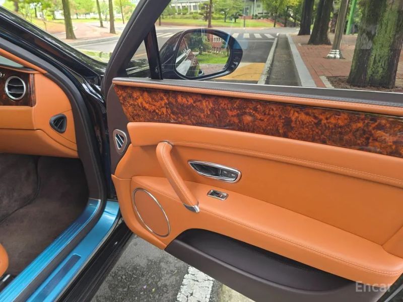 Bentley Flying Spur