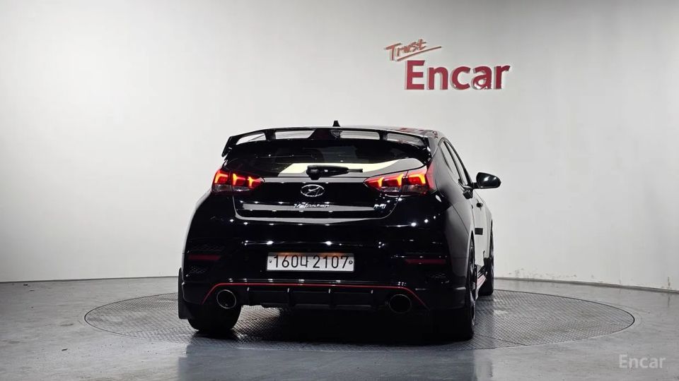 Hyundai Veloster