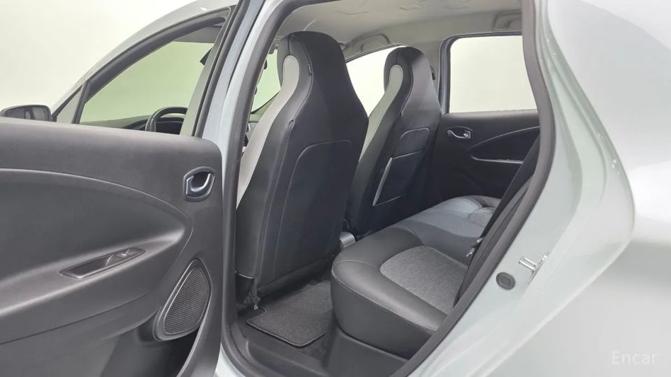 Renault-KoreaSamsung Zoe