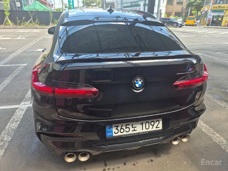 BMW X4M