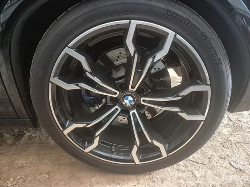 BMW X4M