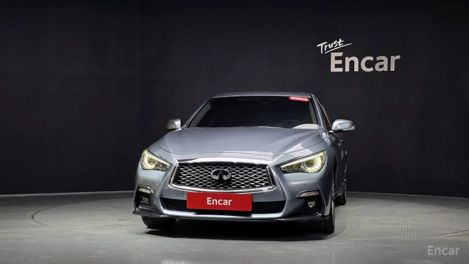 Infiniti Q50