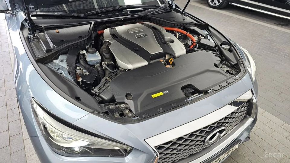 Infiniti Q50