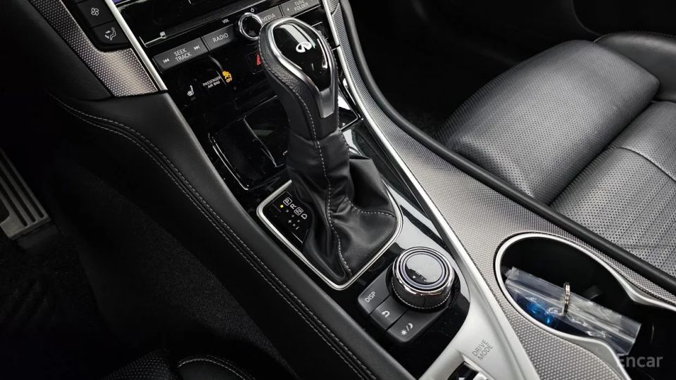 Infiniti Q50