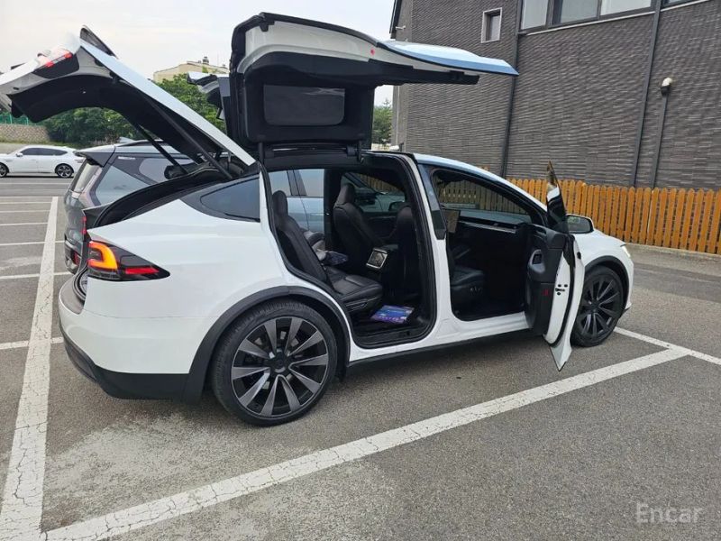 Tesla model-x