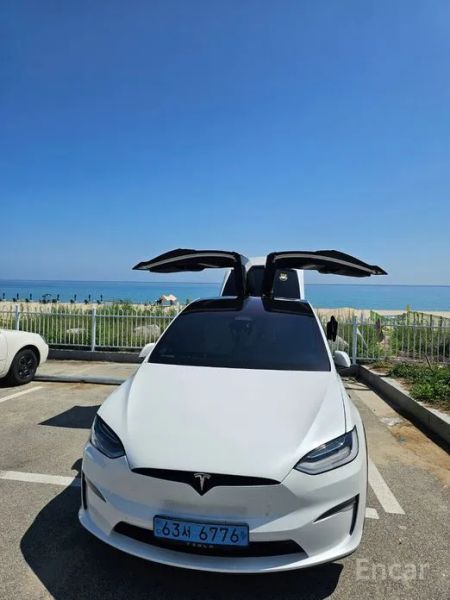 Tesla model-x